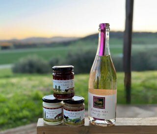 Sparkling Pinot Noir Rosé XX.X% 750mL